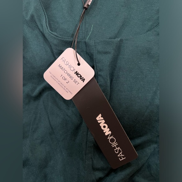 GREEN 2X Never Worn Fashion Nova 2 Piece Set - Picture 6 of 6